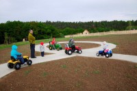 /album/fotogalerie-farma-blanik-zabavni-park-pro-deti/farma-blanik-traktory-jpg/